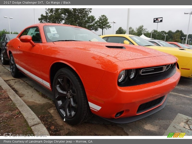 Go Mango / Black 2017 Dodge Challenger SXT
