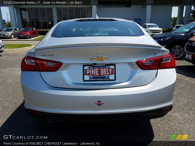 Silver Ice Metallic / Jet Black 2018 Chevrolet Malibu LT