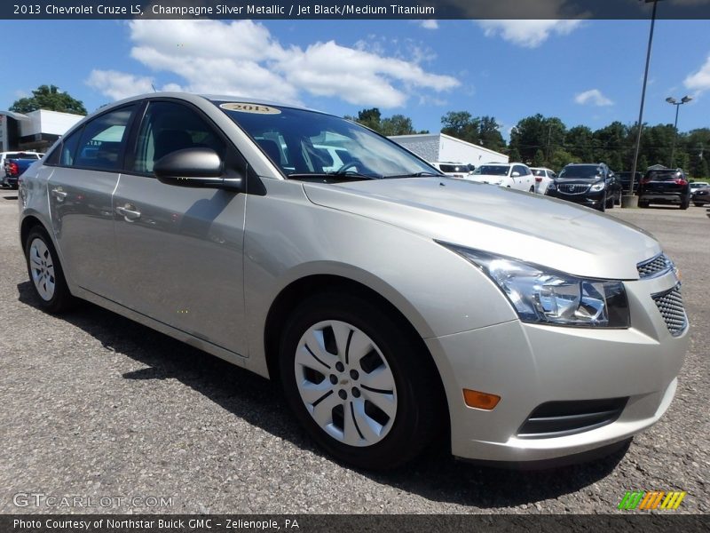 Champagne Silver Metallic / Jet Black/Medium Titanium 2013 Chevrolet Cruze LS