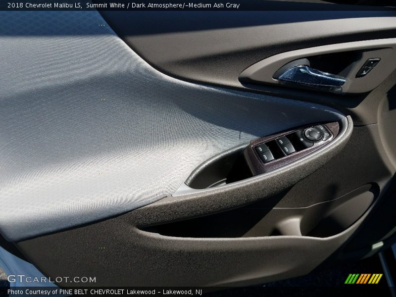 Summit White / Dark Atmosphere/­Medium Ash Gray 2018 Chevrolet Malibu LS