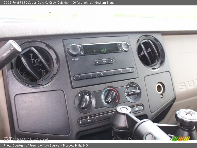 Oxford White / Medium Stone 2008 Ford F250 Super Duty XL Crew Cab 4x4