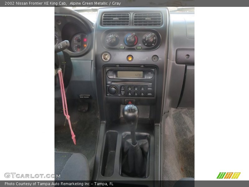 Alpine Green Metallic / Gray 2002 Nissan Frontier XE King Cab