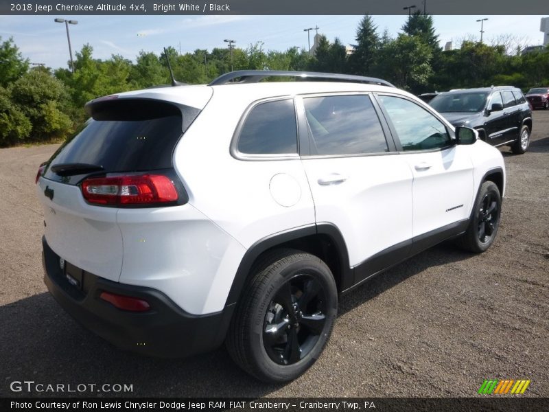 Bright White / Black 2018 Jeep Cherokee Altitude 4x4
