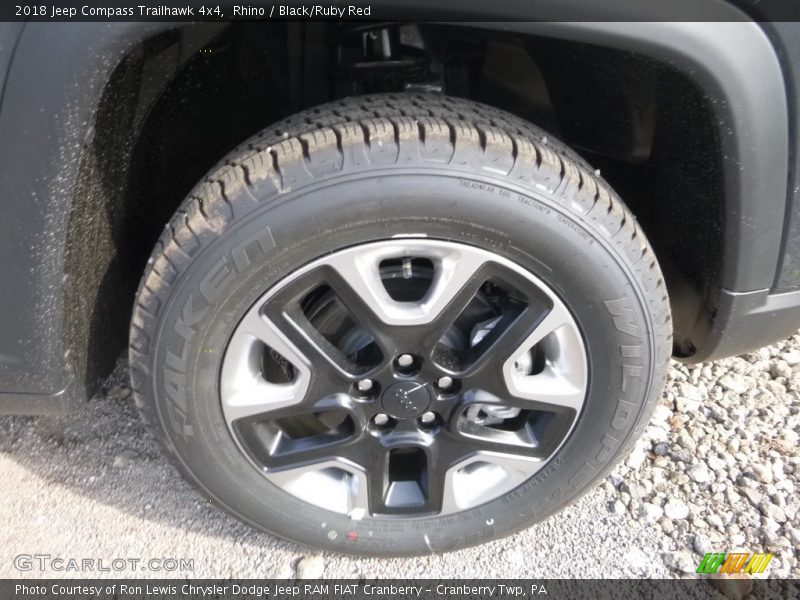 Rhino / Black/Ruby Red 2018 Jeep Compass Trailhawk 4x4