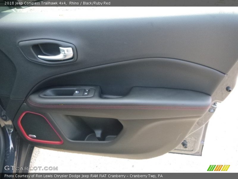 Rhino / Black/Ruby Red 2018 Jeep Compass Trailhawk 4x4
