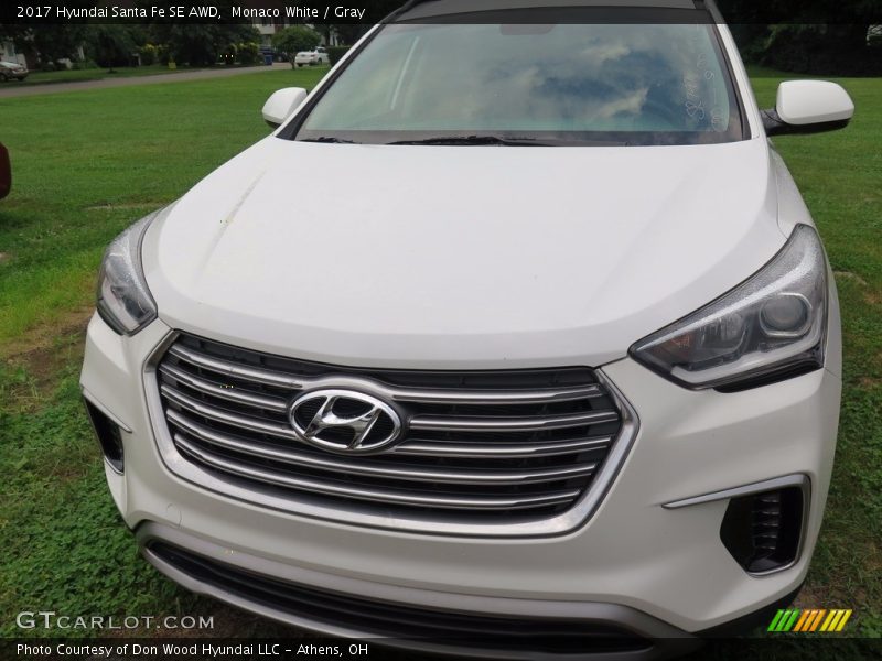 Monaco White / Gray 2017 Hyundai Santa Fe SE AWD