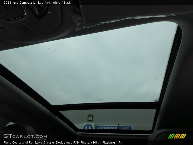 White / Black 2018 Jeep Compass Limited 4x4