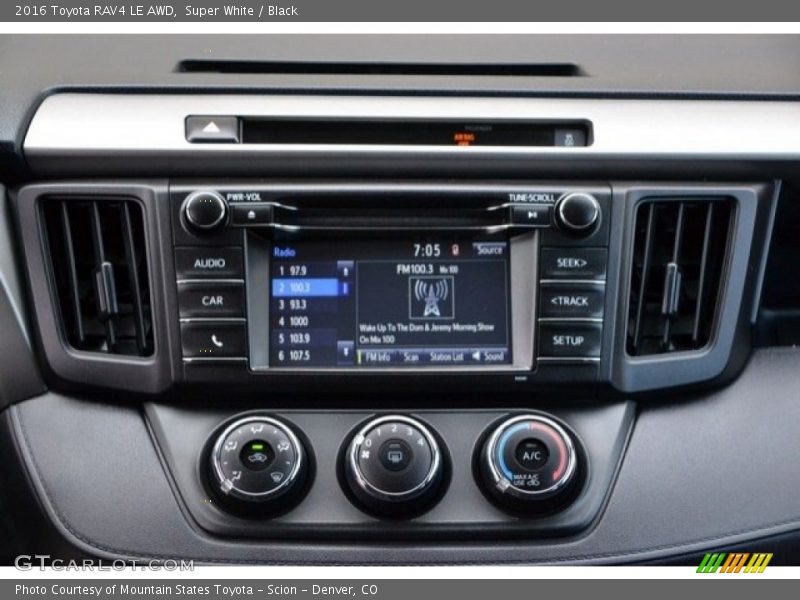 Super White / Black 2016 Toyota RAV4 LE AWD