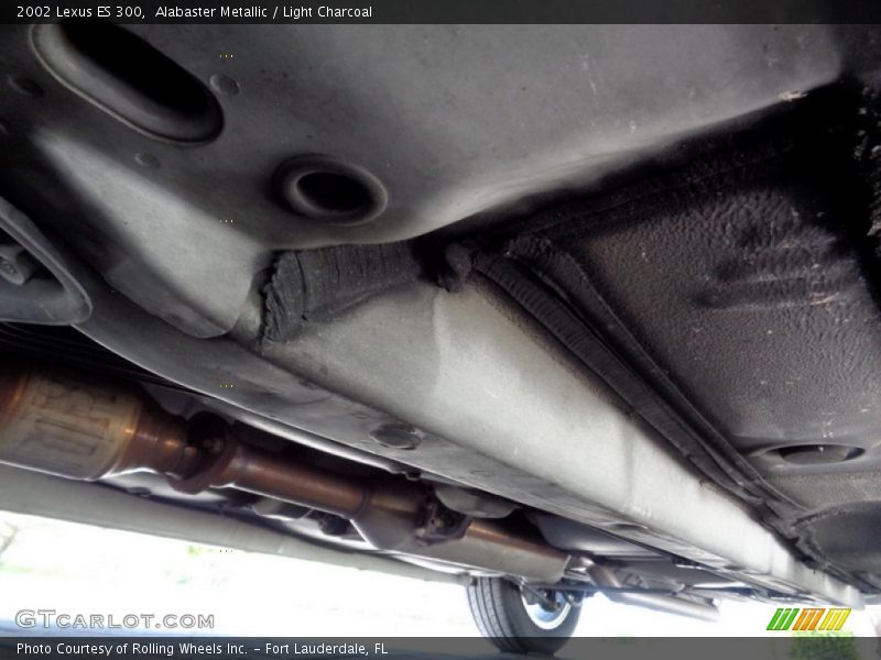 Alabaster Metallic / Light Charcoal 2002 Lexus ES 300