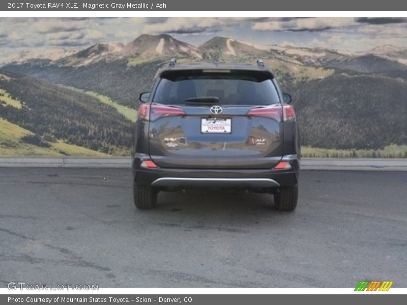 Magnetic Gray Metallic / Ash 2017 Toyota RAV4 XLE