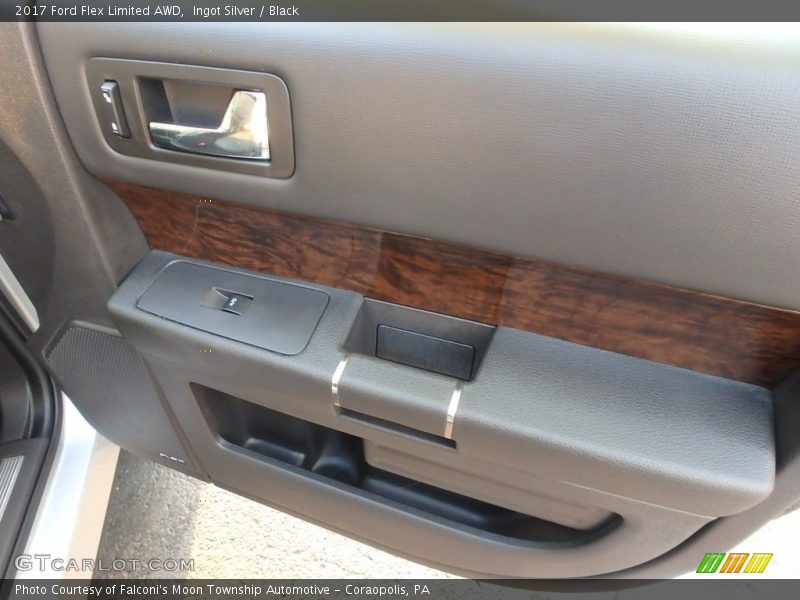 Ingot Silver / Black 2017 Ford Flex Limited AWD