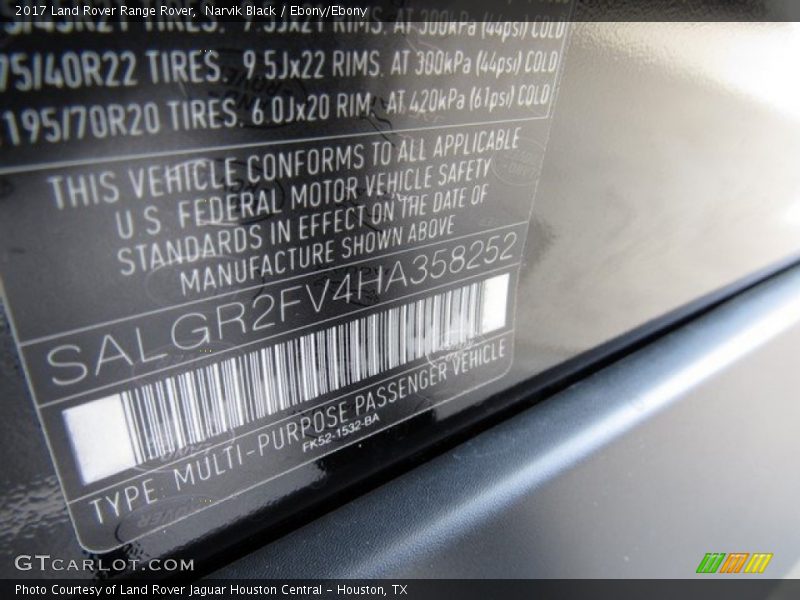 Narvik Black / Ebony/Ebony 2017 Land Rover Range Rover