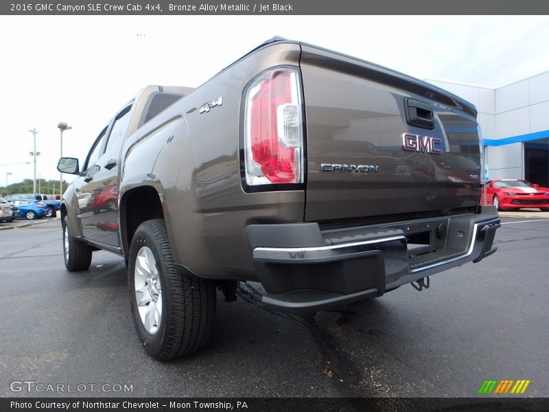 Bronze Alloy Metallic / Jet Black 2016 GMC Canyon SLE Crew Cab 4x4