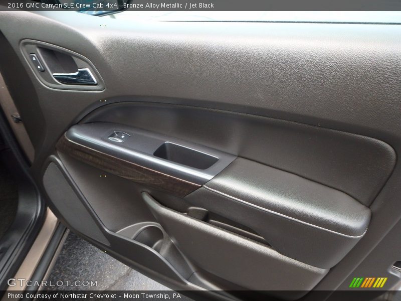 Bronze Alloy Metallic / Jet Black 2016 GMC Canyon SLE Crew Cab 4x4
