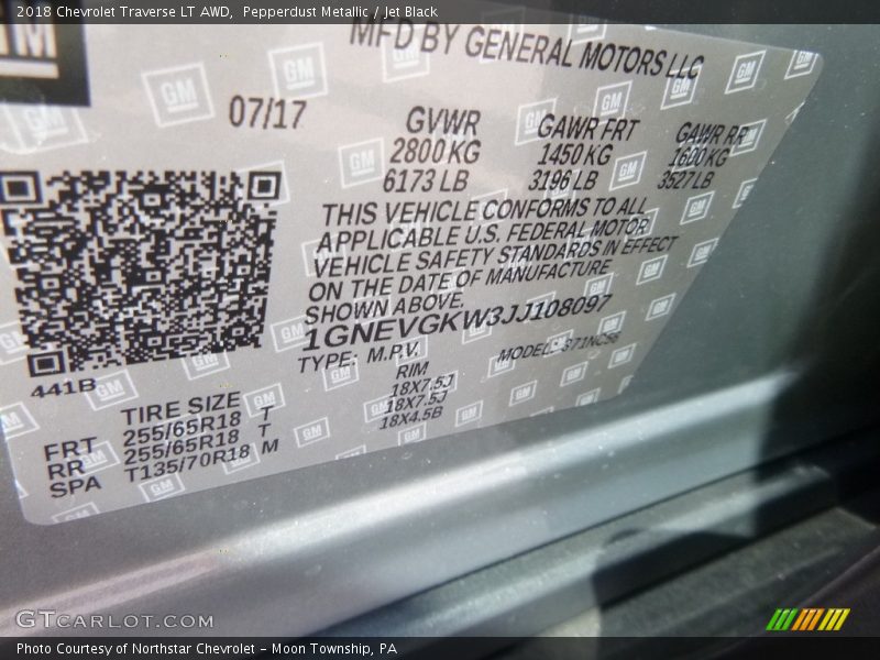 Pepperdust Metallic / Jet Black 2018 Chevrolet Traverse LT AWD