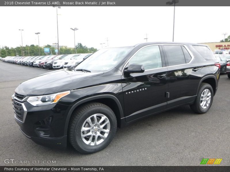 Front 3/4 View of 2018 Traverse LS AWD