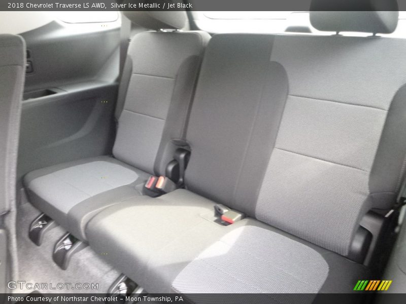 Silver Ice Metallic / Jet Black 2018 Chevrolet Traverse LS AWD