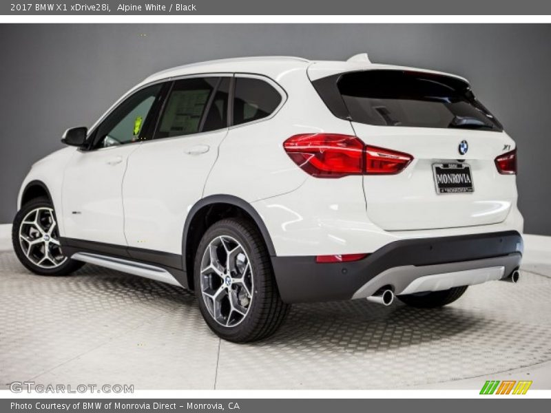 Alpine White / Black 2017 BMW X1 xDrive28i