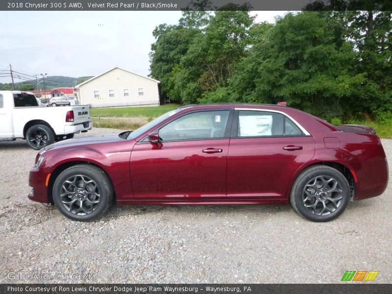 Velvet Red Pearl / Black/Smoke 2018 Chrysler 300 S AWD