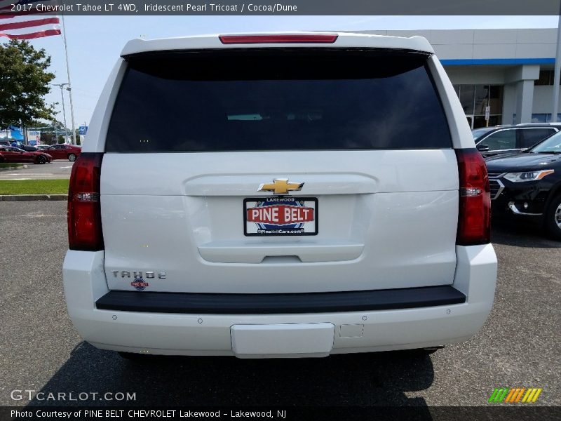 Iridescent Pearl Tricoat / Cocoa/Dune 2017 Chevrolet Tahoe LT 4WD