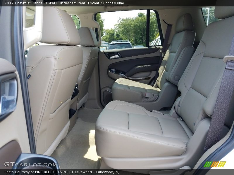 Iridescent Pearl Tricoat / Cocoa/Dune 2017 Chevrolet Tahoe LT 4WD