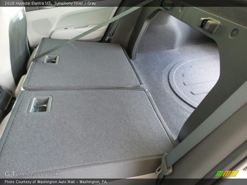 Symphony Silver / Gray 2018 Hyundai Elantra SEL