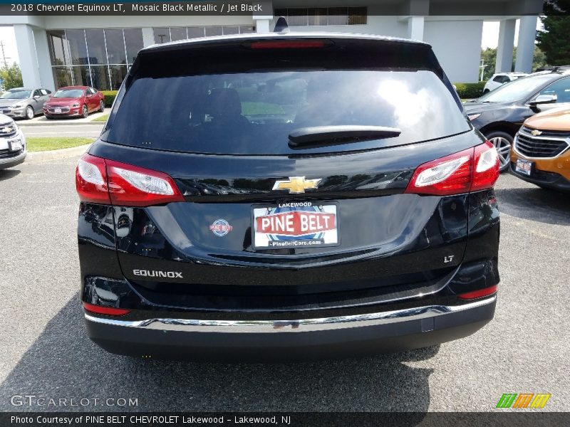Mosaic Black Metallic / Jet Black 2018 Chevrolet Equinox LT