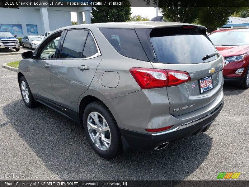 Pepperdust Metallic / Jet Black 2018 Chevrolet Equinox LT AWD