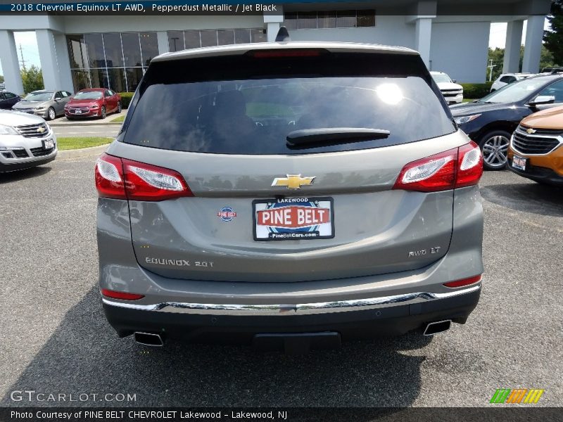 Pepperdust Metallic / Jet Black 2018 Chevrolet Equinox LT AWD