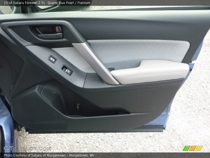 Quartz Blue Pearl / Platinum 2018 Subaru Forester 2.5i