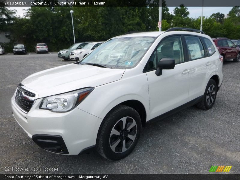 Crystal White Pearl / Platinum 2018 Subaru Forester 2.5i