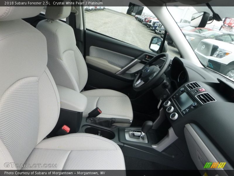 Crystal White Pearl / Platinum 2018 Subaru Forester 2.5i