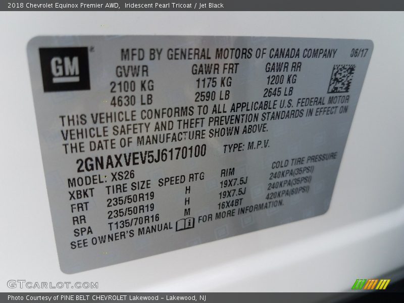 Iridescent Pearl Tricoat / Jet Black 2018 Chevrolet Equinox Premier AWD