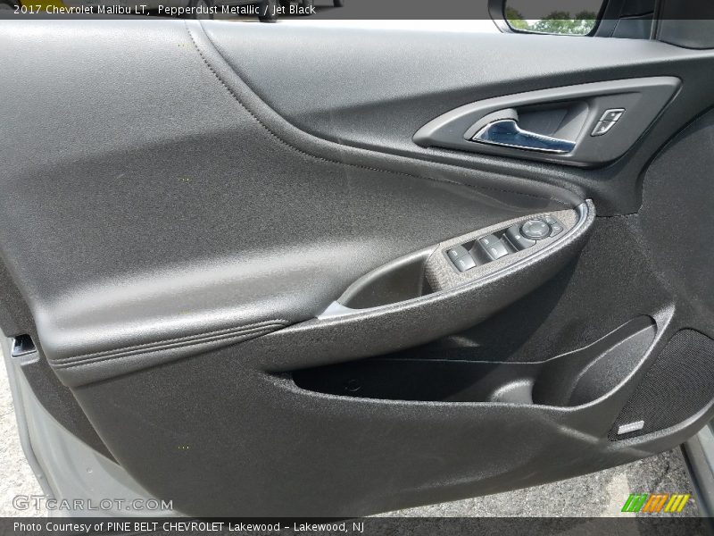Pepperdust Metallic / Jet Black 2017 Chevrolet Malibu LT