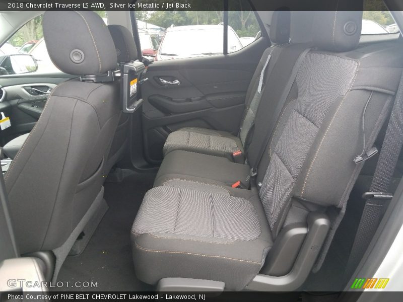 Silver Ice Metallic / Jet Black 2018 Chevrolet Traverse LS AWD