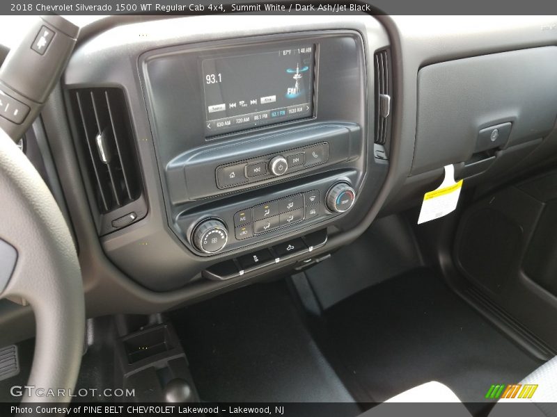 Summit White / Dark Ash/Jet Black 2018 Chevrolet Silverado 1500 WT Regular Cab 4x4