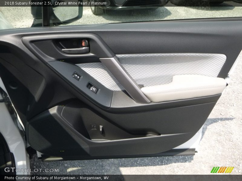 Crystal White Pearl / Platinum 2018 Subaru Forester 2.5i