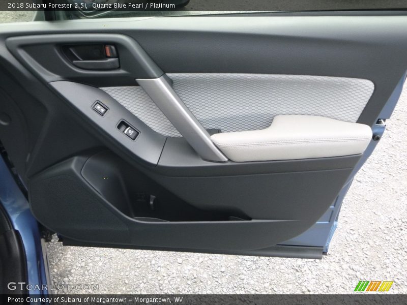 Quartz Blue Pearl / Platinum 2018 Subaru Forester 2.5i