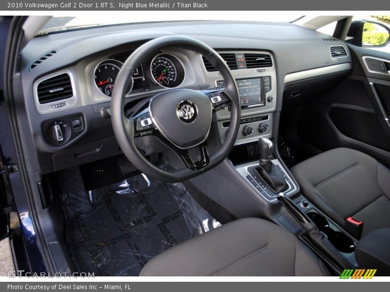 Front Seat of 2016 Golf 2 Door 1.8T S