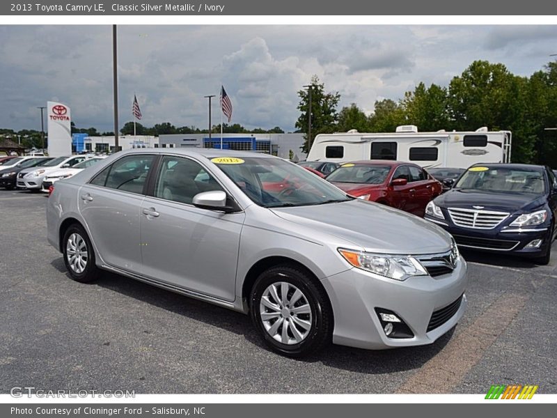 Classic Silver Metallic / Ivory 2013 Toyota Camry LE