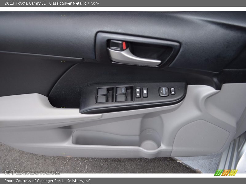 Classic Silver Metallic / Ivory 2013 Toyota Camry LE