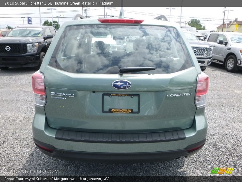 Jasmine Green Metallic / Platinum 2018 Subaru Forester 2.5i