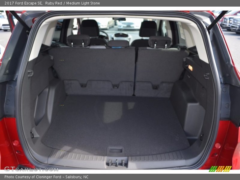 Ruby Red / Medium Light Stone 2017 Ford Escape SE