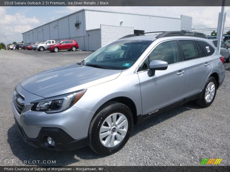 Front 3/4 View of 2018 Outback 2.5i Premium