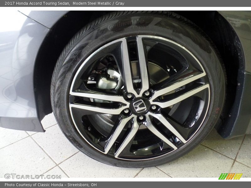 Modern Steel Metallic / Gray 2017 Honda Accord Touring Sedan