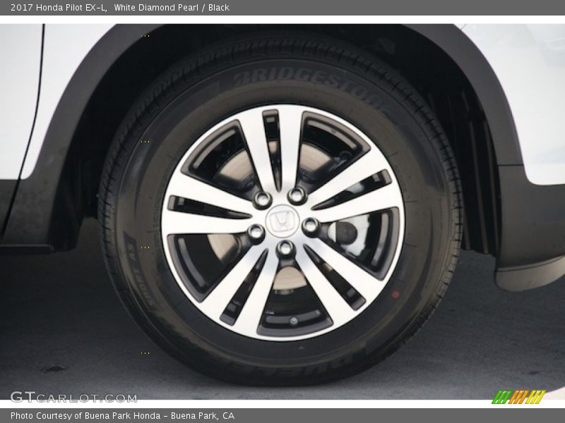 White Diamond Pearl / Black 2017 Honda Pilot EX-L