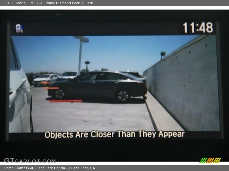 White Diamond Pearl / Black 2017 Honda Pilot EX-L