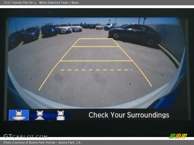 White Diamond Pearl / Black 2017 Honda Pilot EX-L