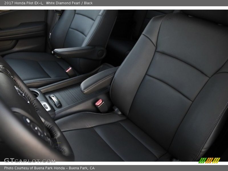 White Diamond Pearl / Black 2017 Honda Pilot EX-L