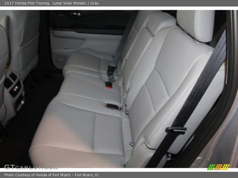 Lunar Silver Metallic / Gray 2017 Honda Pilot Touring